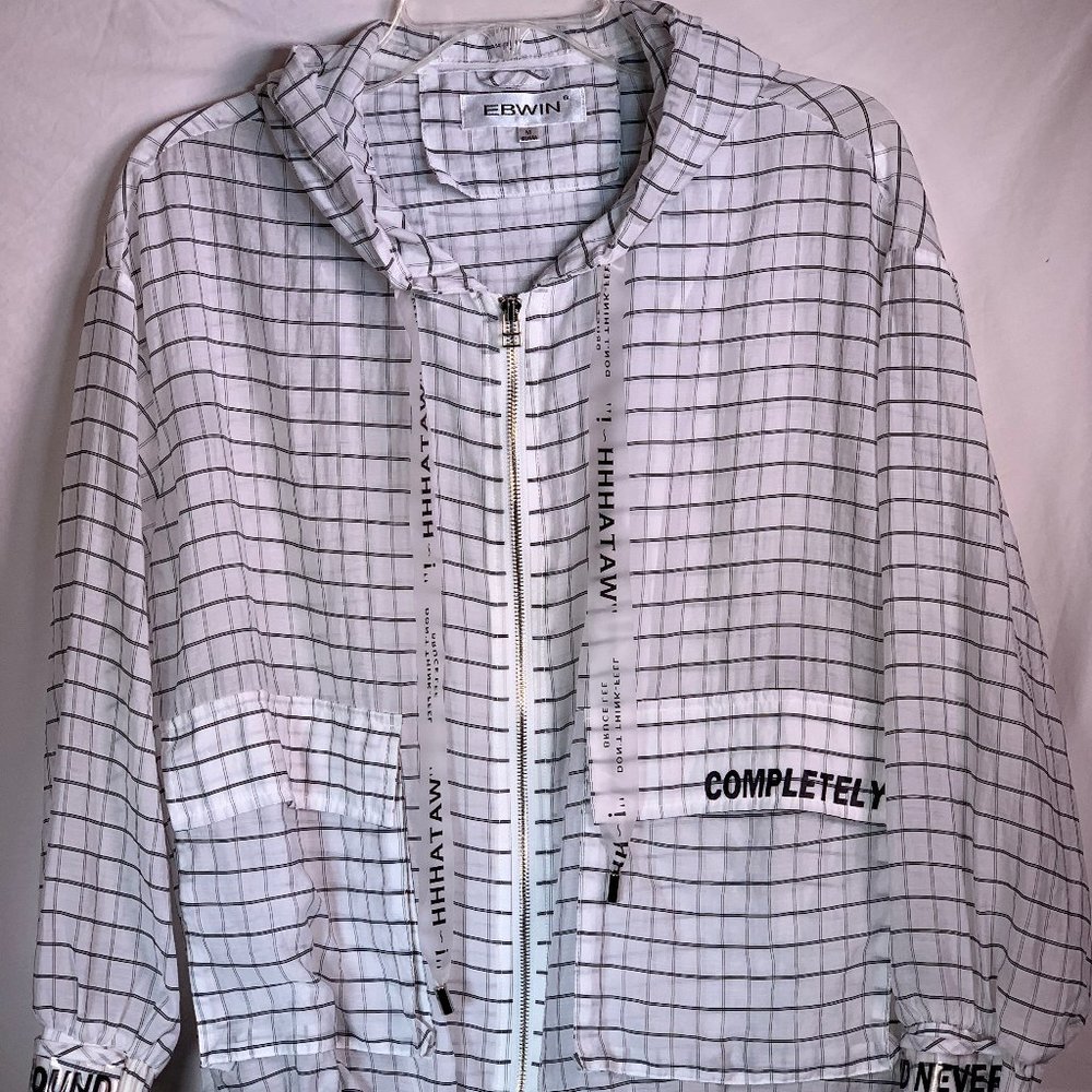 Windproof coat